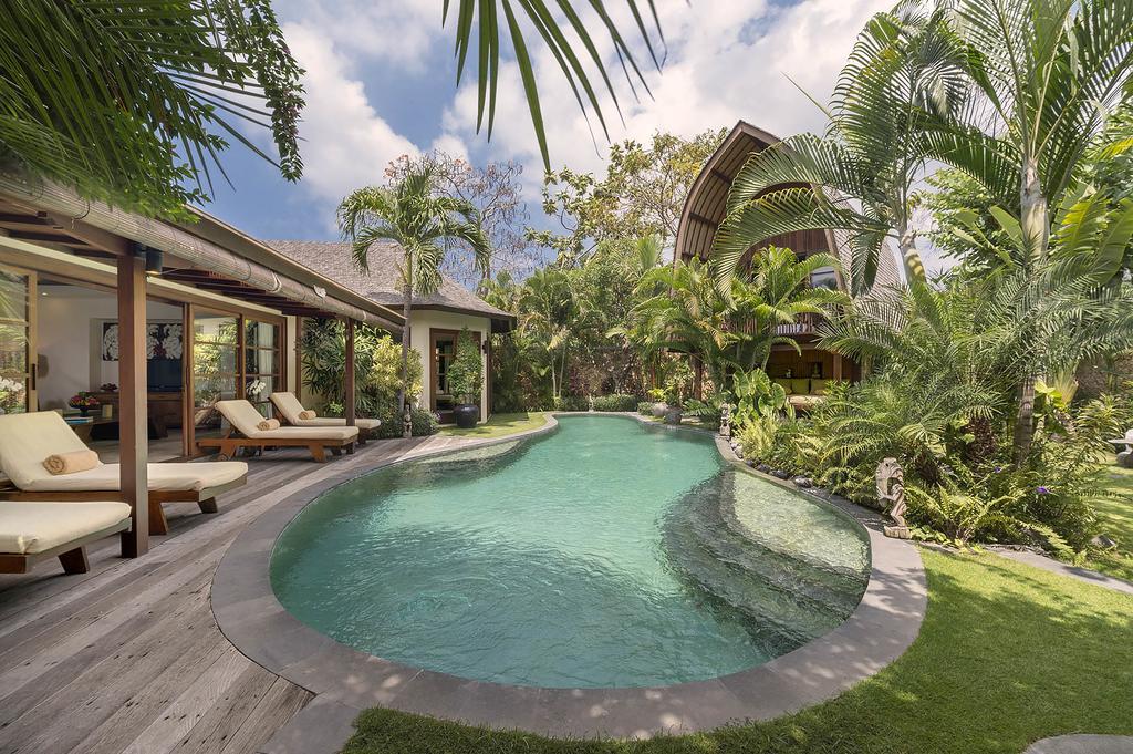 Lataliana Villas Seminyak Exterior foto